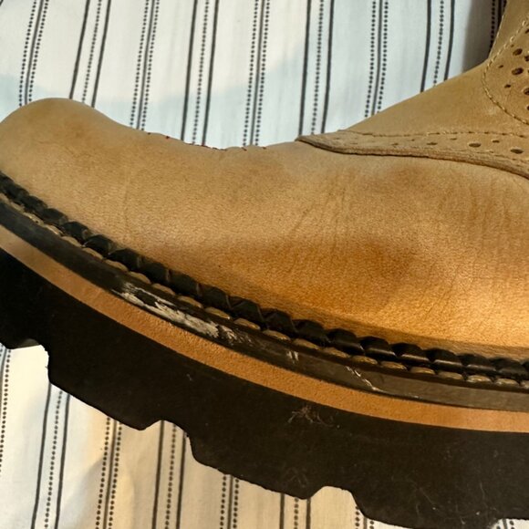 Ariat Cowgirl Boots Size 7 B Leather Red with Heart Shaped Holes - Picture 5 of 10